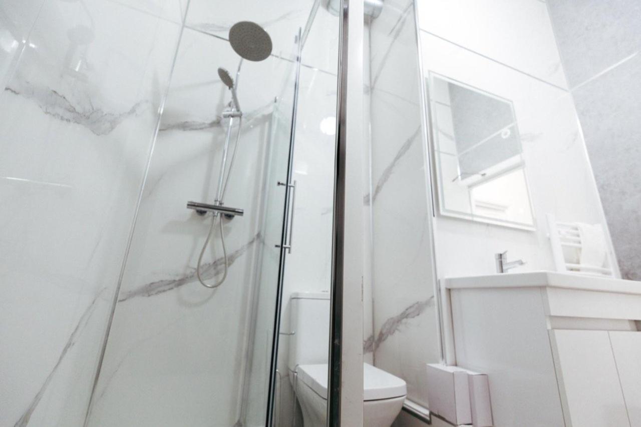 Stylish Comfort In London فينتشلي المظهر الخارجي الصورة